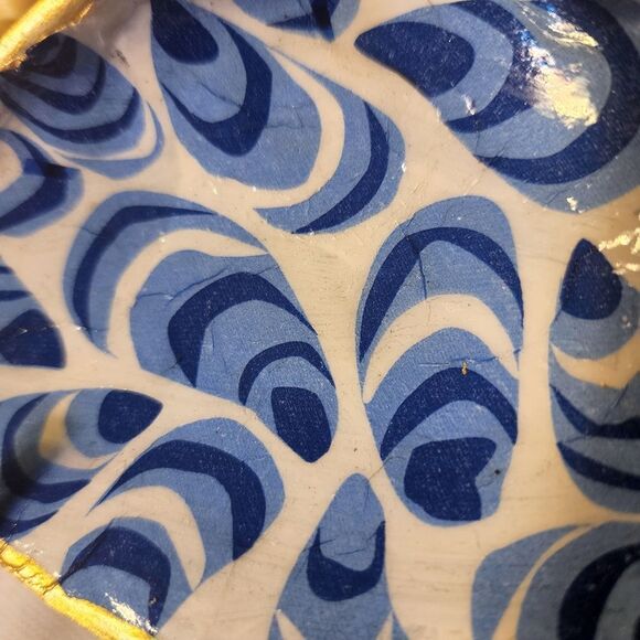 DECOUPAGE CLAM SHELL   - Picture 2 of 7